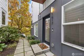 1017 W Crockett Street, Seattle, WA 98119