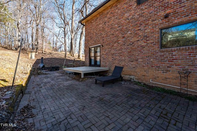 127 Markwood Circle, Jonesborough, TN 37659