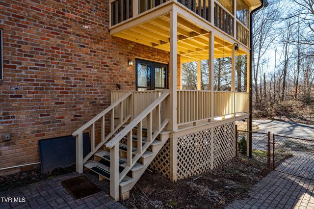 127 Markwood Circle, Jonesborough, TN 37659