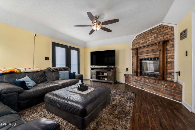 127 Markwood Circle, Jonesborough, TN 37659