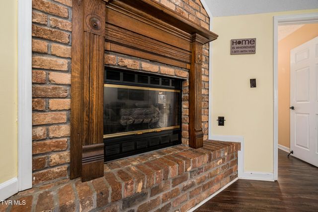 127 Markwood Circle, Jonesborough, TN 37659