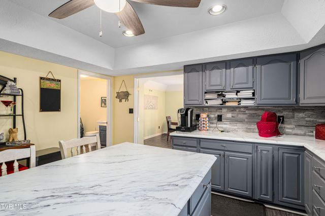 127 Markwood Circle, Jonesborough, TN 37659