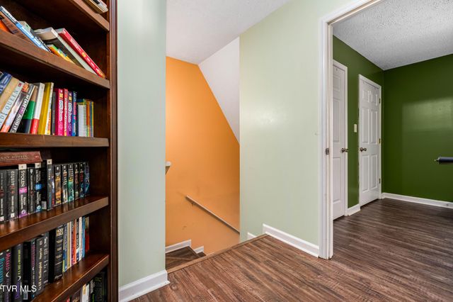 127 Markwood Circle, Jonesborough, TN 37659