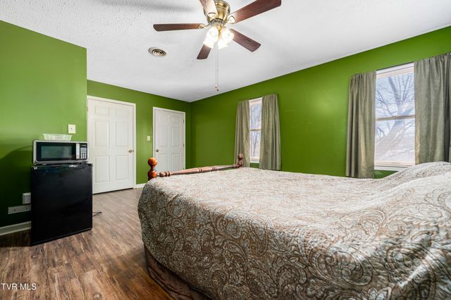 127 Markwood Circle, Jonesborough, TN 37659