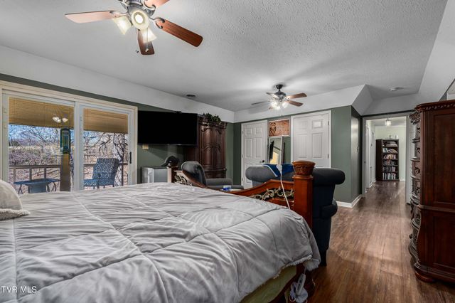 127 Markwood Circle, Jonesborough, TN 37659