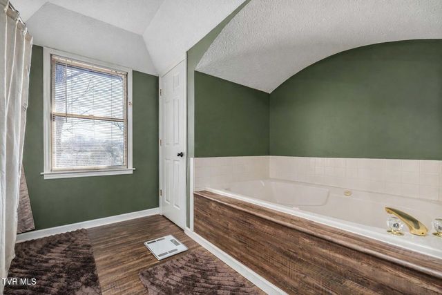 127 Markwood Circle, Jonesborough, TN 37659