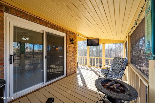 127 Markwood Circle, Jonesborough, TN 37659