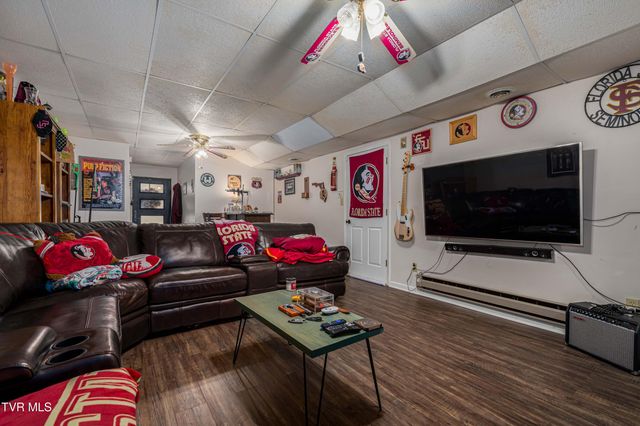 127 Markwood Circle, Jonesborough, TN 37659