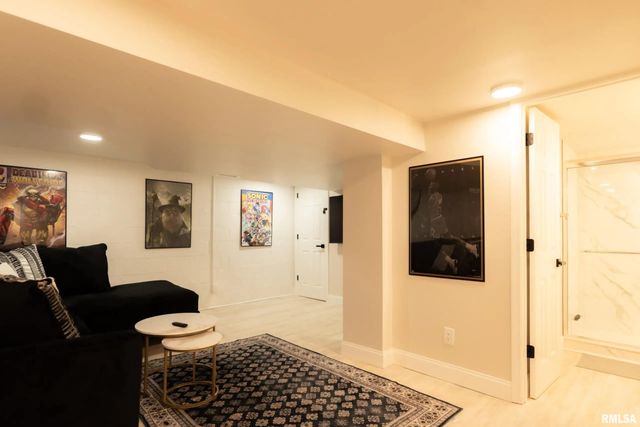 408 N 3RD Street, Dunlap, IL 61525