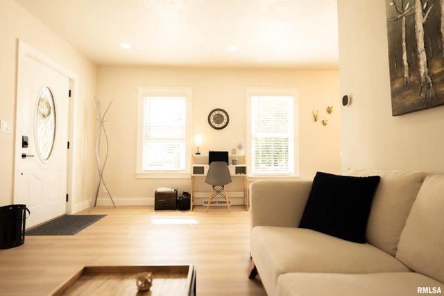 408 N 3RD Street, Dunlap, IL 61525