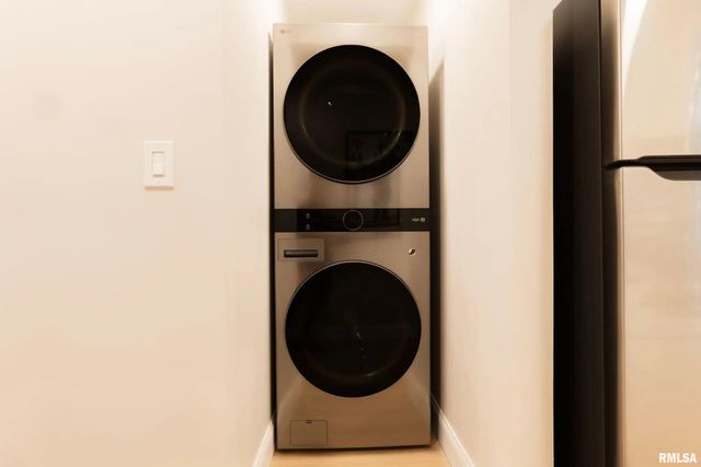 408 N 3RD Street, Dunlap, IL 61525