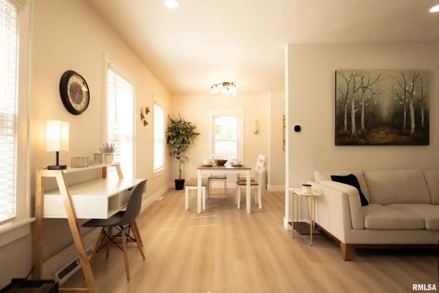 408 N 3RD Street, Dunlap, IL 61525