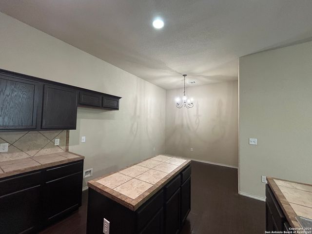 716 Creekside Circle, New Braunfels, TX 78130