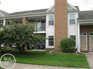 16888 Glenmoor Boulevard, Macomb, MI 48044