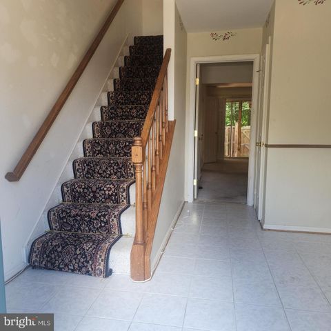 16880 WINSTON LN, Woodbridge, VA 22191