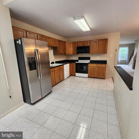 16880 WINSTON LN, Woodbridge, VA 22191
