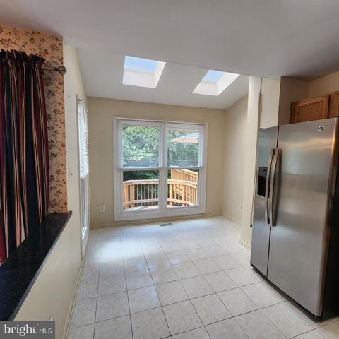 16880 WINSTON LN, Woodbridge, VA 22191