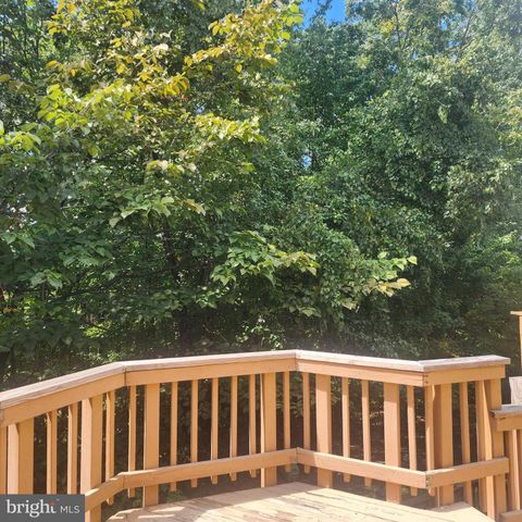 16880 WINSTON LN, Woodbridge, VA 22191