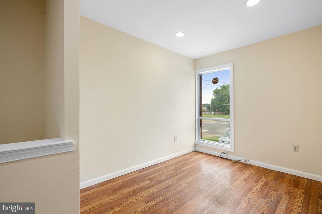 3281 RED LION RD, PHILADELPHIA, PA 19114 — photo 3