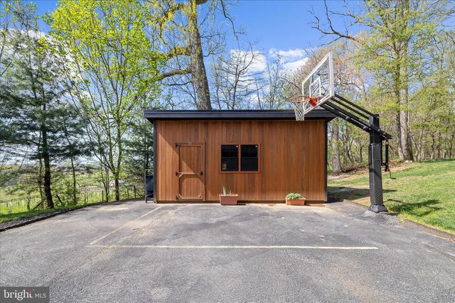 3413 MOUNT ZION RD, Upperco, MD 21155