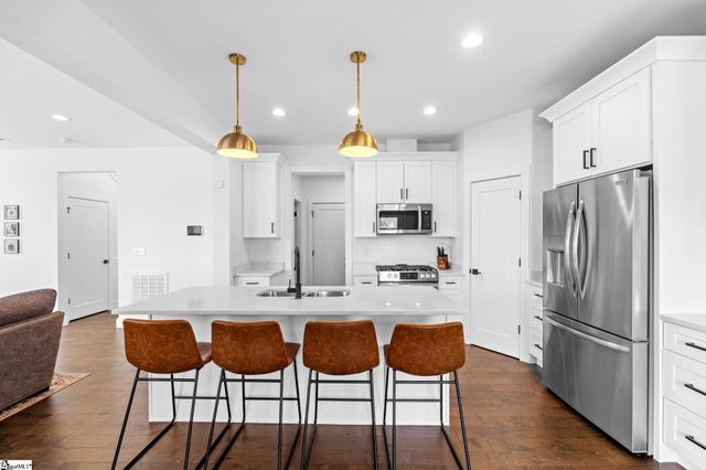 613A Old Rutherford Road, Taylors, SC 29687