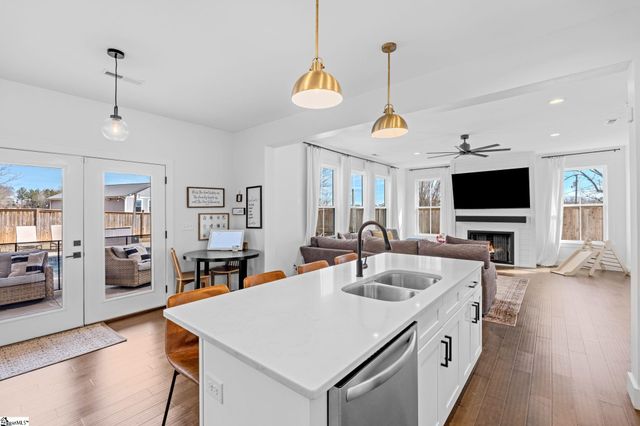 613A Old Rutherford Road, Taylors, SC 29687