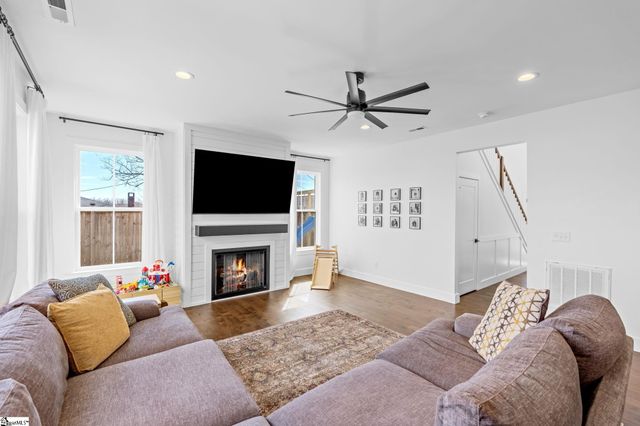 613A Old Rutherford Road, Taylors, SC 29687