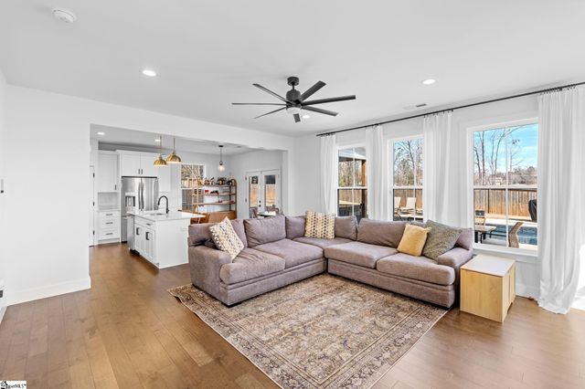 613A Old Rutherford Road, Taylors, SC 29687