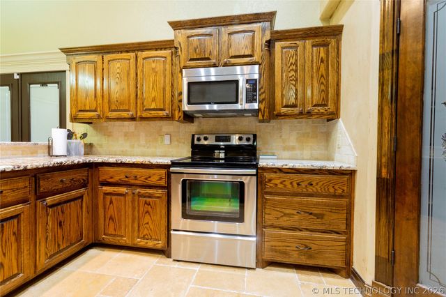 803 N 2nd, Mcalester, OK 74501