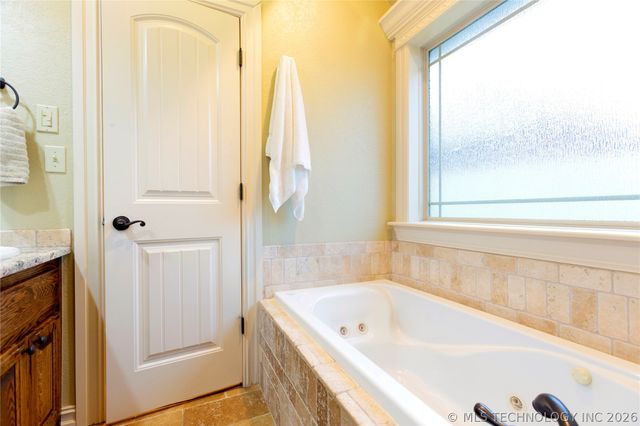 803 N 2nd, Mcalester, OK 74501