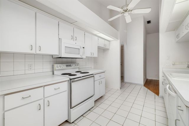 772 FOREST HILL LANE NW, Port Charlotte, FL 33948