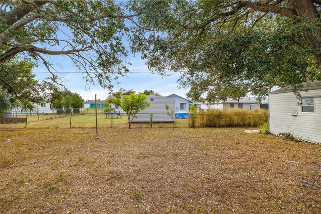 772 FOREST HILL LANE NW, Port Charlotte, FL 33948