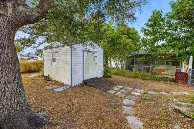 772 FOREST HILL LANE NW, Port Charlotte, FL 33948