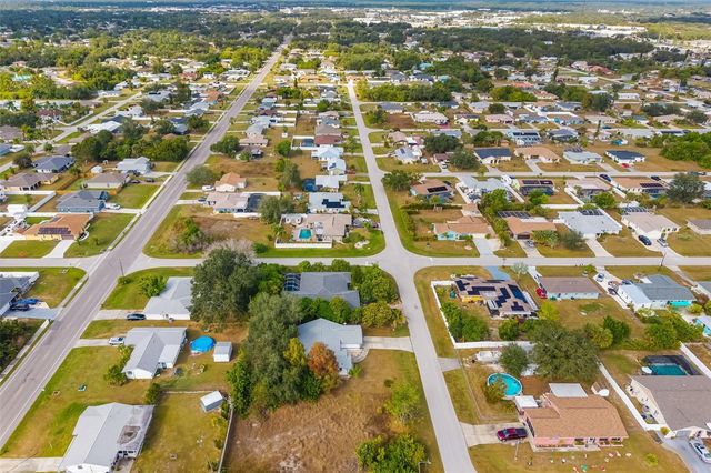 772 FOREST HILL LANE NW, Port Charlotte, FL 33948