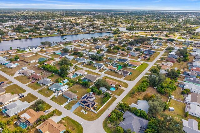 772 FOREST HILL LANE NW, Port Charlotte, FL 33948