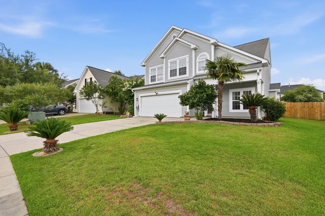 102 Tandil Court, Summerville, SC 29483