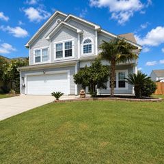102 Tandil Court, Summerville, SC 29483