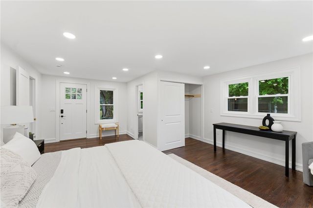 2294 Kingstown Road, South Kingstown, RI 02881