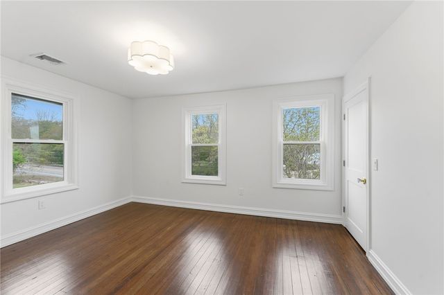 2294 Kingstown Road, South Kingstown, RI 02881