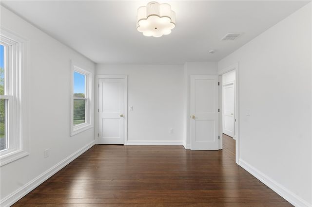 2294 Kingstown Road, South Kingstown, RI 02881