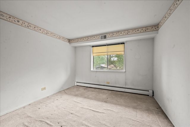 1206 E Fairview Street 305, Arlington Heights, IL 60005