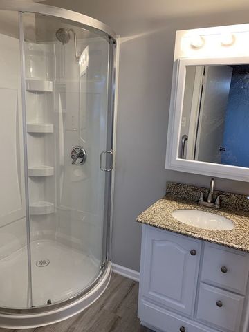 100 Ash Street, Lake Zurich, IL 60047