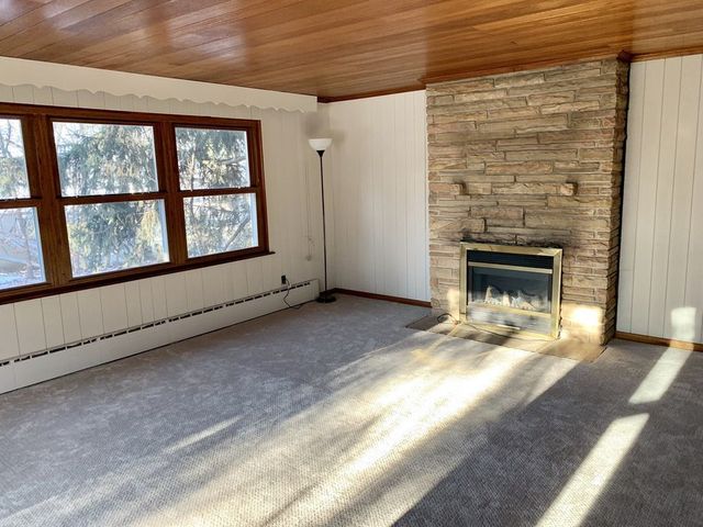 100 Ash Street, Lake Zurich, IL 60047