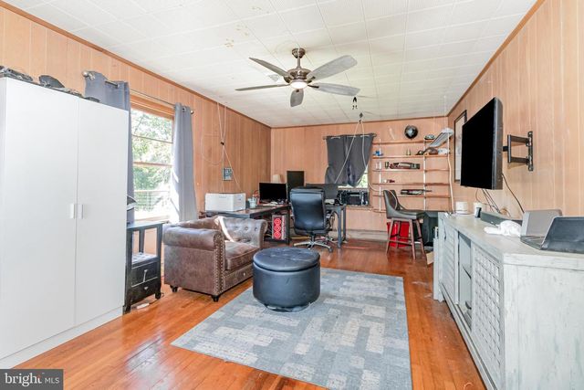 4100 GREENWOOD BLVD, Harrisburg, PA 17109