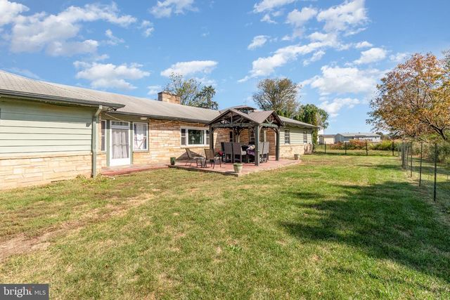 4100 GREENWOOD BLVD, Harrisburg, PA 17109