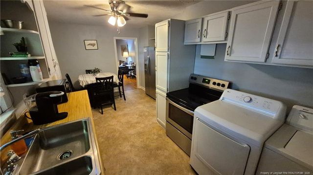 517 Odom Drive, Fayetteville, NC 28304