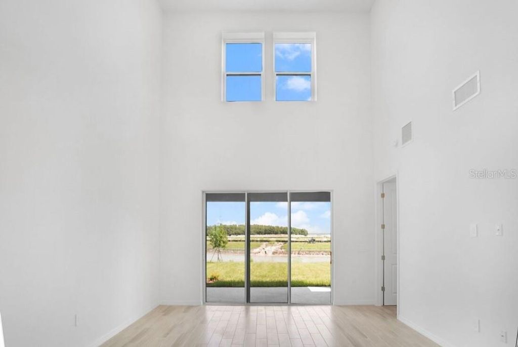 Image 14 of property listing at 717 STEEL DRIVE, Apollo Beach, FL 33572