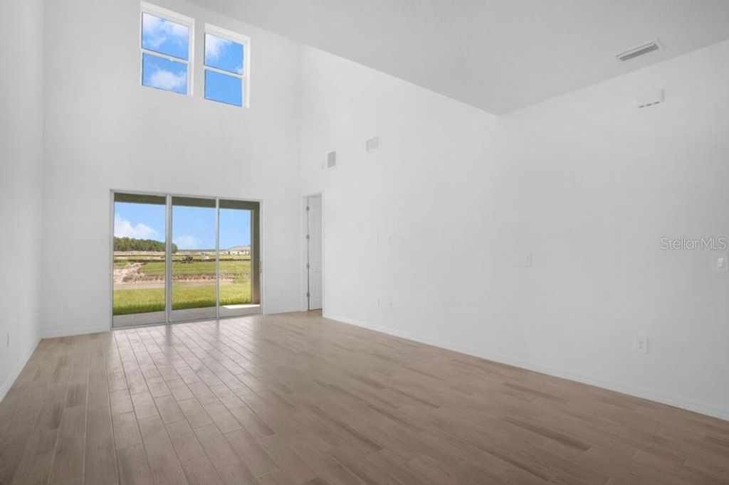 Image 31 of property listing at 717 STEEL DRIVE, Apollo Beach, FL 33572