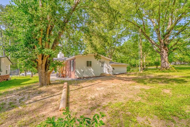 3939 NE Miller Drive, Dalton, GA 30721