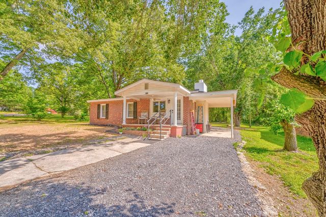 3939 NE Miller Drive, Dalton, GA 30721